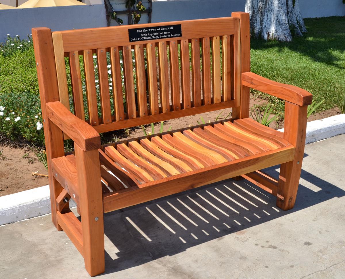Ti Amo Benches (Options: 4 ft, California Redwood, No Cushion, No Engraving, Custom Plaque Provided by Customer, Transparent Premium Sealant).