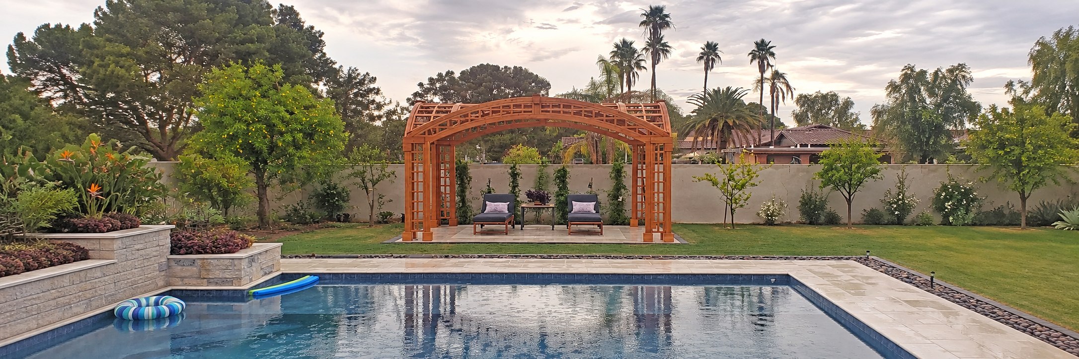 Victorian Arch Trellis Pergola