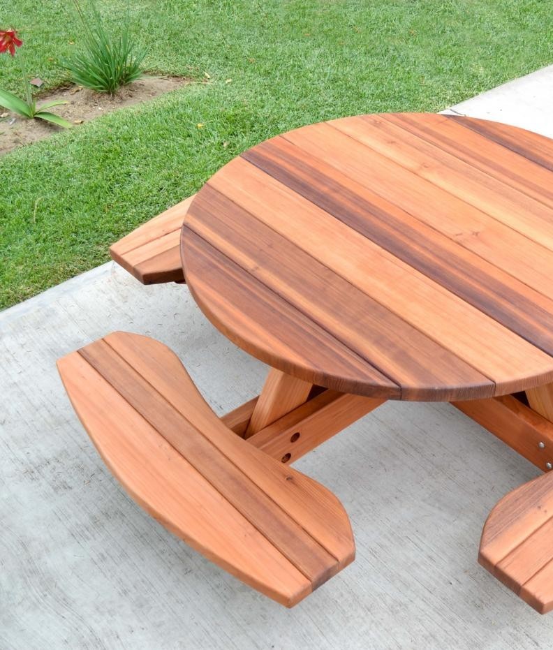 Kid's Round Wood Picnic Table Kit
