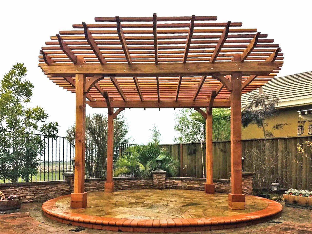Round Pergola