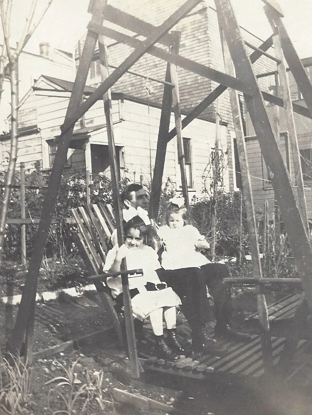 1915 photo of the old glider with Kathy's grandfather, William Hasselbrock, and her aunts.