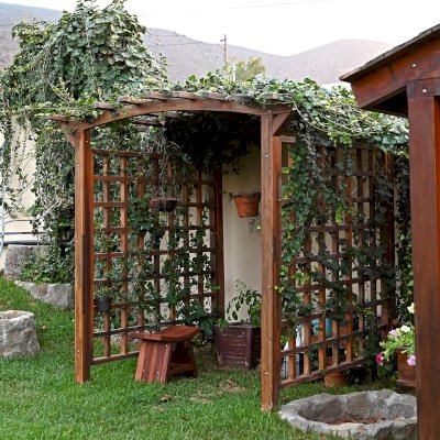Arched Garden Arbor (Options: 96" W x 96" D, Mosaic Redwood, No Anchor Kit, Transparent Premium Sealant).