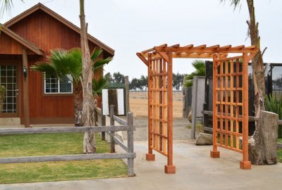 Entryway Arbor
