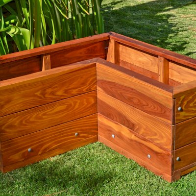 Forever Corner Planters (Options: Custom Size-38" L x 18" W x 19" H, California Redwood, 3/4 Feet, No Trellis, Interior and Exterior of Box with Sealant (No Growing Vegetables), Transparent Premium Sealant).