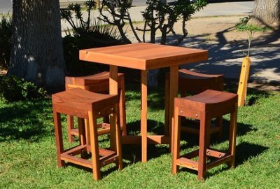 Gladys's Balcony Table Set
