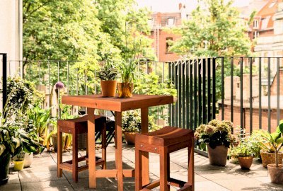 Gladys's Balcony Table Set