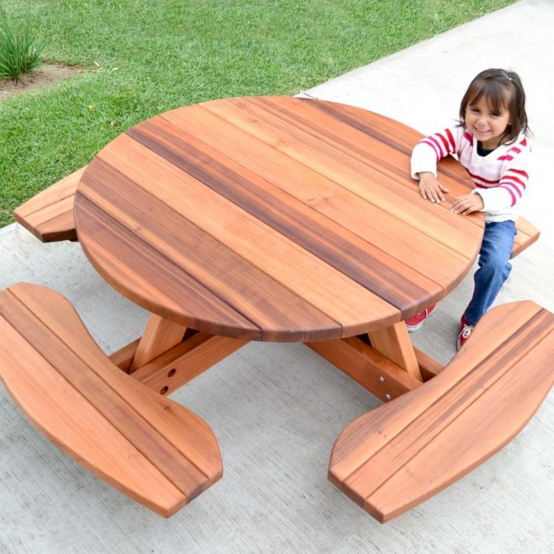 round wooden kids table