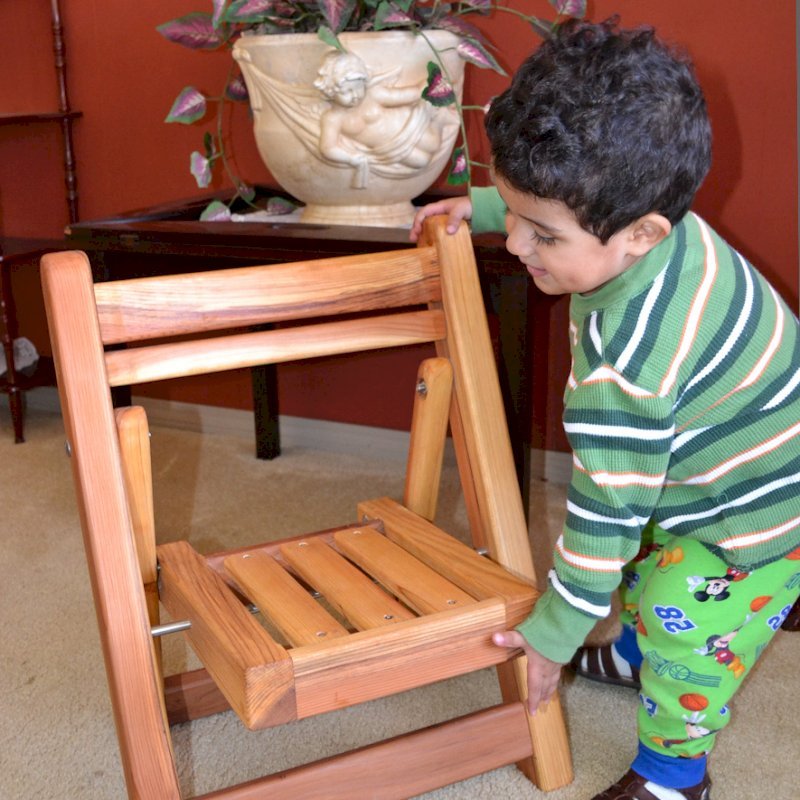 Kid's Folding Chairs (Options: California Redwood, No Cushions, Transparent Premium Sealant). Photo courtesy of Alvarez family of Ensenada, Mexico. Kid's Folding Chairs (Options: California Redwood, No Cushions, Transparent Premium Sealant). Photo courtesy of Alvarez family of Ensenada, Mexico.