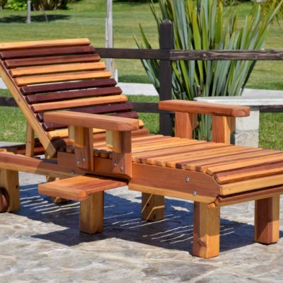 La Grange Redwood Lounger (Options: Single, Standard 74", California Redwood, Snack Tray on Right Side, 13"H, Include Wooden Wheels, No Cushion, Transparent Premium Sealant).
