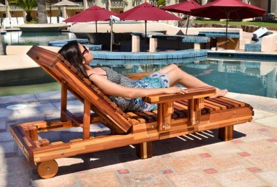 La Grange Redwood Lounger