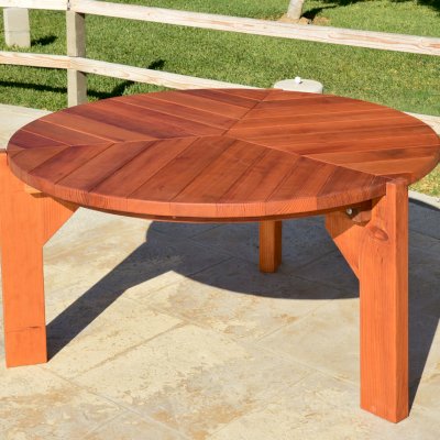 Lisa's Retro Outdoor Patio Table (Options: 5' Diameter, No Seating, Mature Redwood, Standard Tabletop, No Lazy Susan, No Umbrella Hole, Transparent Premium Sealant).