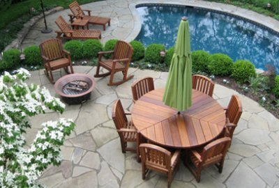 Lisa's Retro Outdoor Patio Table