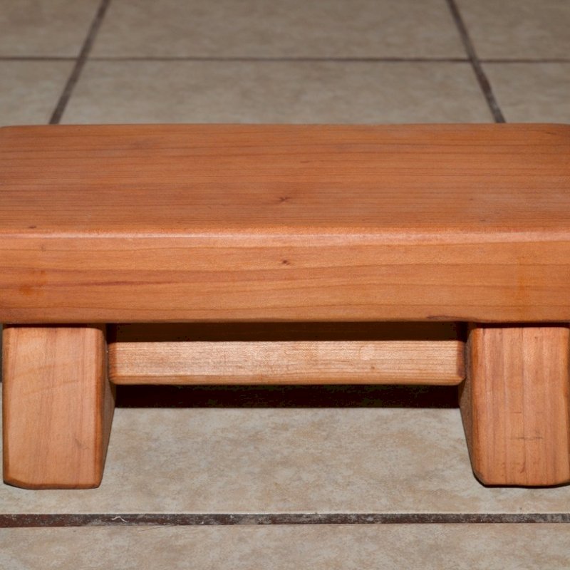 Mini Wooden Foot Stool (Options: Mature Redwood, 4 1/2" H, No Engraving, Transparent Premium Sealant). Mini Wooden Foot Stool (Options: Mature Redwood, 4 1/2" H, No Engraving, Transparent Premium Sealant).