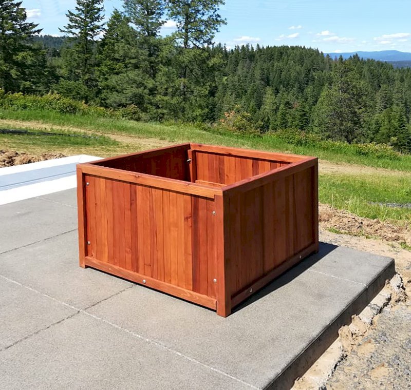 Napa Planters (Options: 36" L x 36" W x 24" H, Mature Redwood, With 1-inch feet, No Trellis, No Growing Vegetables, Transparent Premium Sealant). Photo Courtesy of J. Scott of Coeur deline, Idaho. Napa Planters (Options: 36" L x 36" W x 24" H, Mature Redwood, With 1-inch feet, No Trellis, No Growing Vegetables, Transparent Premium Sealant). Photo Courtesy of J. Scott of Coeur deline, Idaho.