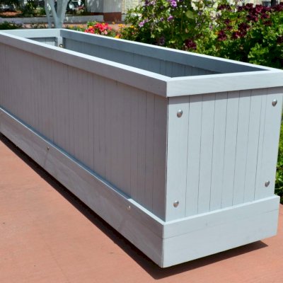 Napa Planters (Options: 72" L x 18" W x 18" H, Douglas-fir, No Base, Casters (Special Request), No Trellis, Interior and Exterior of Box with Sealant (No Growing Vegetables), Gray Primer). Includes optional trim to hide most of casters from view