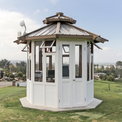 Octagonal Sunroom Gazebo (Options: 8' Diameter, No Deck, California Redwood, Metal Roof, 30" H Siding Below Windows, 7 Standard Window Panels, 1 Double Doors Panel, Clear Acrylic, No Ceiling Fan Base, Transparent Premium Sealant for Interior and Off-White Oil-Based Primer for Exterior). Photo Courtesy of Mr. Robert Nagelberg of The Saticoy Club, 4450 Clubhouse Drive Somis, CA 93066