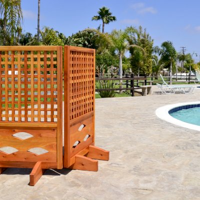 Poolside Privacy Panels (Options: 2-Panel, 4-Ft tall, Redwood, 18-inch Boots, Transparent Premium Sealant).