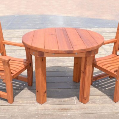 Round Outdoor Patio Table (Options: 3.5 ft, 2 Chairs, Mature Redwood, Ruth Chair Style, No Cushion, Arm Chairs Only,  Standard Tabletop, No Lazy Susan, No Umbrella Hole, Transparent Premium Sealant).