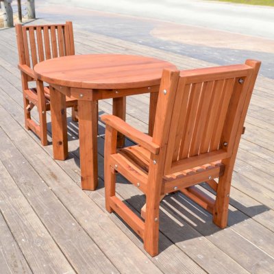 Round Outdoor Patio Table (Options: 3.5 ft, 2 Chairs, Mature Redwood, Ruth Chair Style, No Cushion, Arm Chairs Only,  Standard Tabletop, No Lazy Susan, No Umbrella Hole, Transparent Premium Sealant).