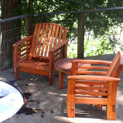 Round Solid Wood Side Table (Options: 24" size, Old-Growth Redwood, Rounded Apron, 18" H, Transparent Premium Sealant).