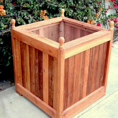 Sonoma Finial Planters (Options: 36" L, 36" W x 36" H, Redwood, Oval Finials, Feet , No Trellis, Interior and Exterior of Box with Sealant (No Growing Vegetables), Transparent Premium Sealant). 