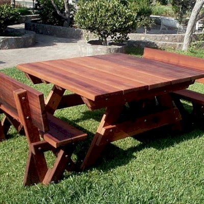 Square Heritage Large Wooden Picnic Table (Options: 5' Size, Fullback Benches, Standard Tabletop, Squared Corners, Standard Leg Flair, No Umbrella Hole, Transparent Premium Sealant).