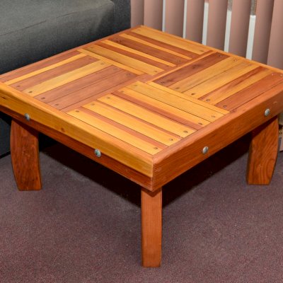 Terrace Wood Outdoor Coffee Table (Options: 21 1/2" Size, Redwood, 12" H, Transparent Premium Sealant).