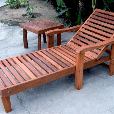 Pool Chaise Lounger with Terrace Wood Outdoor Coffee Table (Options: Single, Mature Redwood, 13" H, No Wheels, No Cushion, Transparent Premium Sealant) and Terrace Side Table (Options: 21 1/2" Size, Old-Growth Redwood, 18" H, Transparent Premium Sealant).