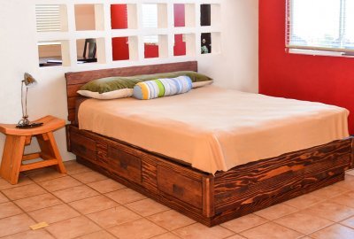 The Chest Beds