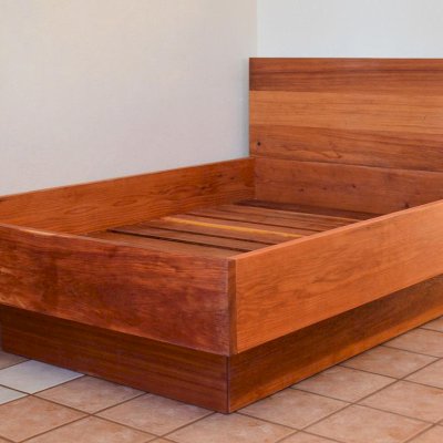 Mathieu Heritage Beds (Options: Queen, Transparent Premium Sealant). 