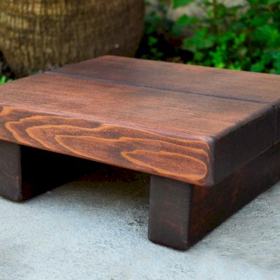 Tiny Wood Foot Stool (Options: Old-Growth Redwood, 4 1/2 " H, No Engraving, Coffee Stain)