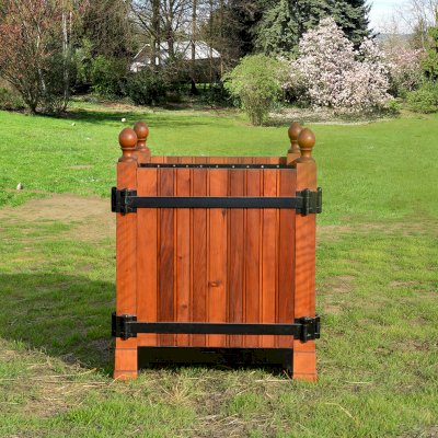 Versailles Planter (Options: Old-Growth Redwood, Interior and Exterior of Box with Sealant (No Growing Vegetables), Transparent Premium Sealant).