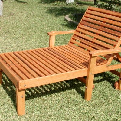 Wood Pool Lounger (Options: Honeymoon, Standard 74", Douglas-fir, 18" H, Transparent Premium Sealant).