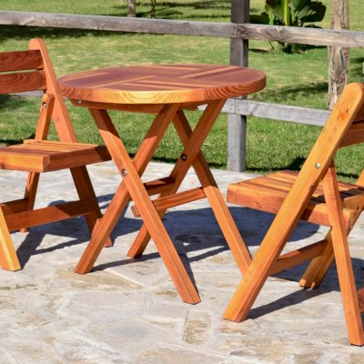 Wooden Folding Chair (Options: Redwood, No Cushion, Transparent Premium Sealant) and Round Folding Table.