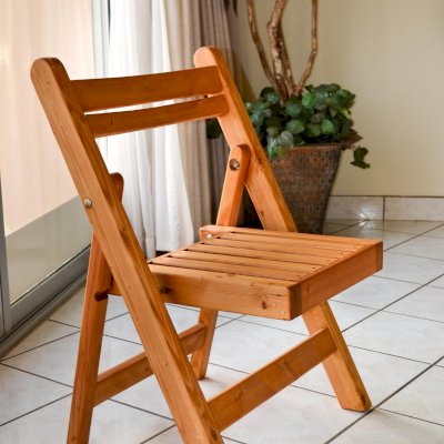 Wooden Folding Chair (Options: Douglas-Fir, No Cushion, Transparent Premium Sealant).