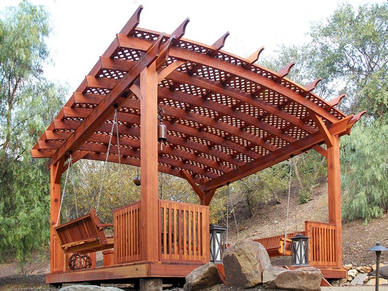 Watch a Gorgeous Redwood Pergola Get Assembled in this 2-Minute Video