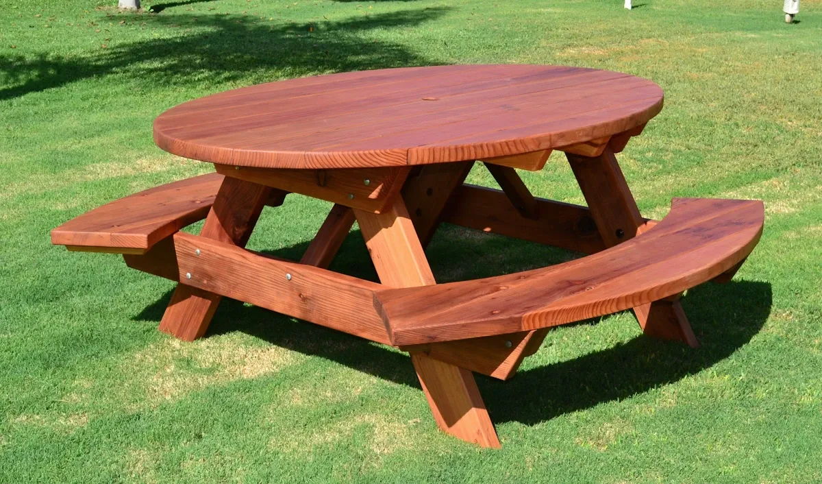 Oval Picnic Table
