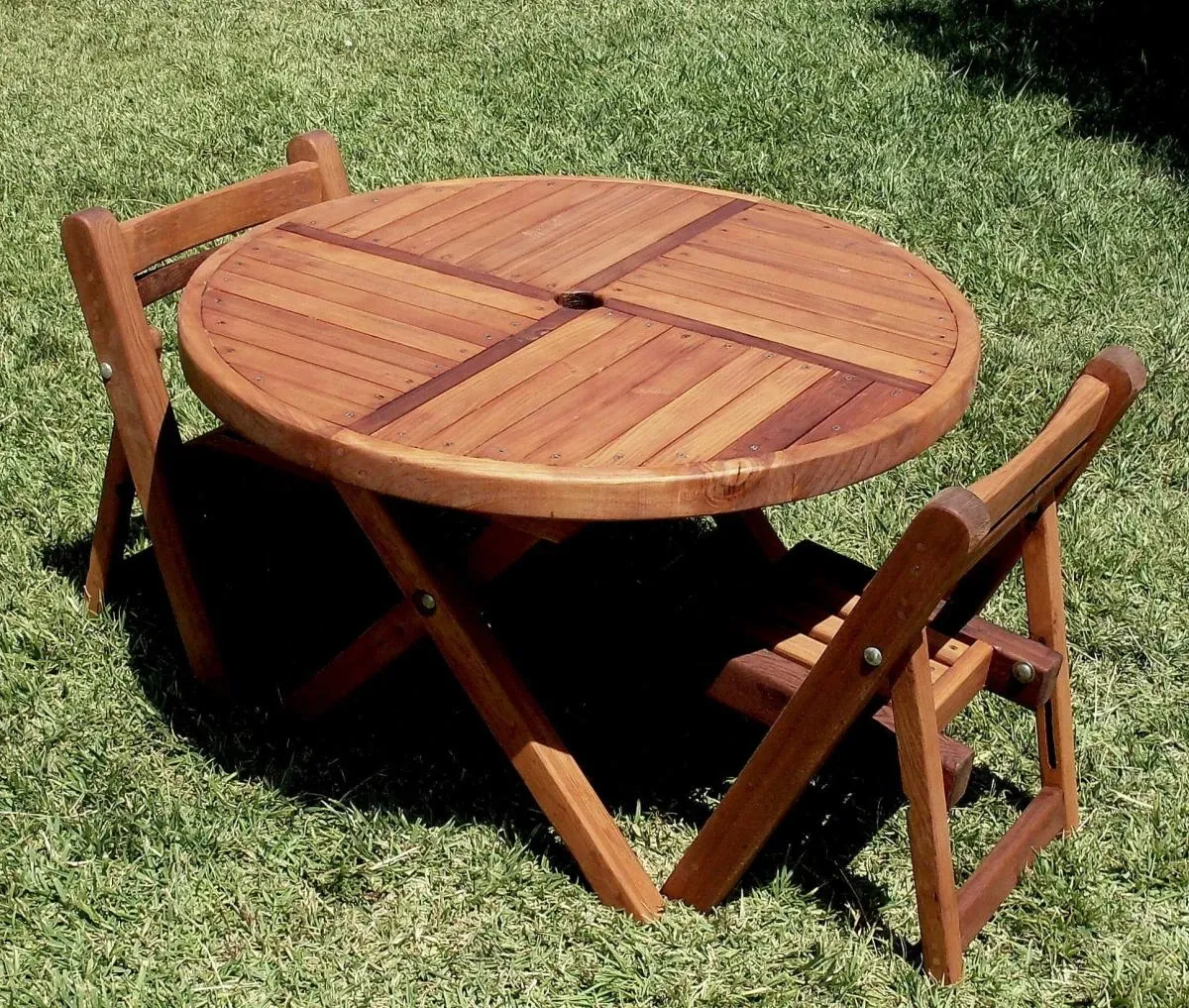 Round Folding Wood Table for Kids