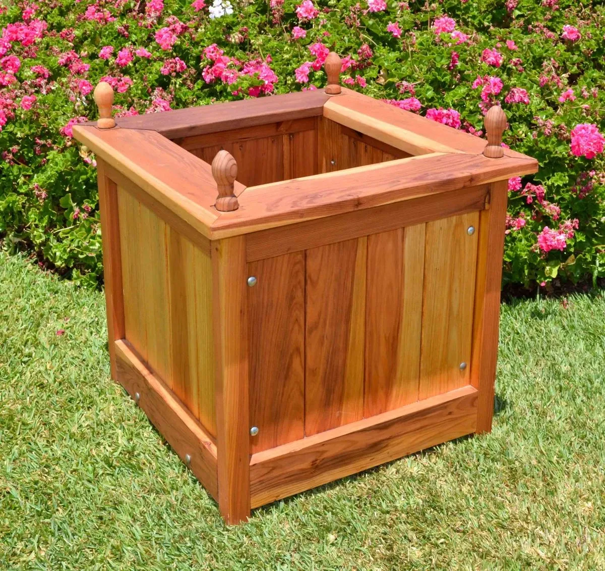 Sonoma Finial Planters