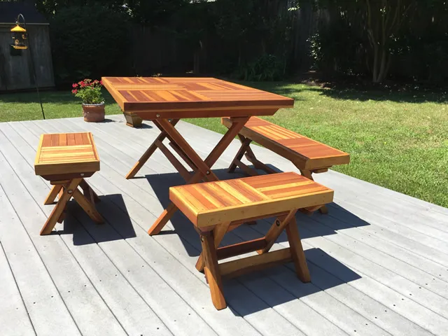 Tables at the home of Alex M, Arnold, MD