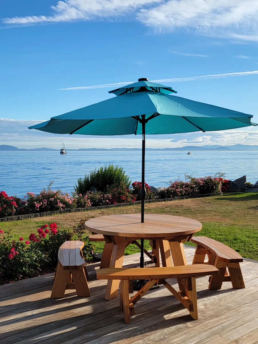 Tables at the home of Jane J, Vida, OR