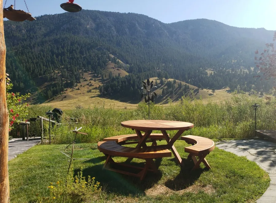 Tables at the home of Bill K, Vida, OR