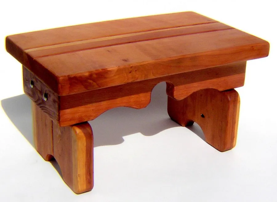 Angel's Natural Redwood Side Table (Options: 36" L, 14" W, California Redwood, 14" H, Transparent Premium Sealant).