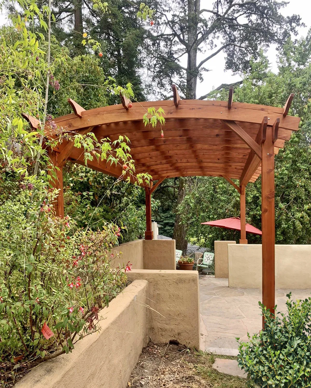 Arched Pergola Kit, 20' L x 12' Arc W, Mature Redwood, in Oakland, CA