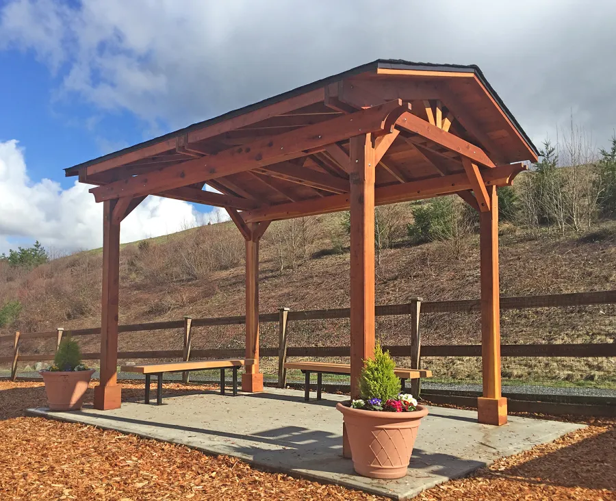Del Norte Outdoor Kitchen Pavilion (Options: 14' L x 10' W, California Redwood, 4-Post Anchor Kit for High-Wind, No Ceiling Fan Base, Transparent Premium Sealant). Photo Courtesy of J. Dorsey of Issaquah, WA.