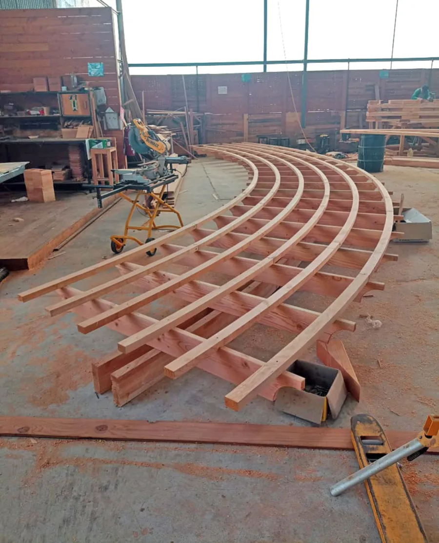 Fan Shaped Pergola Kit in rough carpentry (Options: 7' x 42', Douglas-Fir).