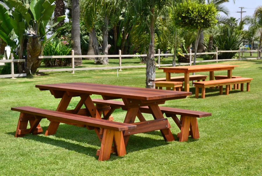 Forever Picnic Tables (Unattached Benches) (Options: 8' L, 34 ½in W, Side Benches, Old-Growth Redwood, 1 Full Length Side Benches Per Side, Standard Tabletop, Slightly Rounded Corners, No Umbrella Hole, Transparent Premium Sealant). 