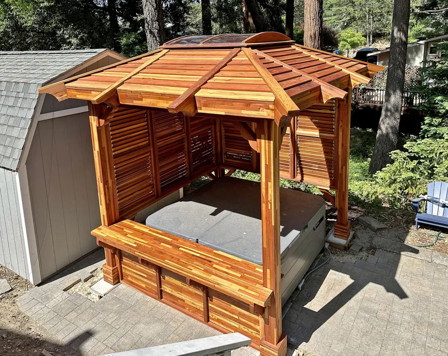 Hot Tub Enclosure Kits / Hot Tub Pavilion (Options: 9' x 9', Mosaic Redwood, With 4' x 4' Skylight, Louvered Panels on 2 Sides and Bar by Custom Request, 30" H Windows Clearance, 9.5' H Posts, No Curtain Rod, 4-Post Anchor Kit for Concrete, Transparent Premium Sealant). Photo Courtesy of M. Van Zanen of Ben Lomond, CA.