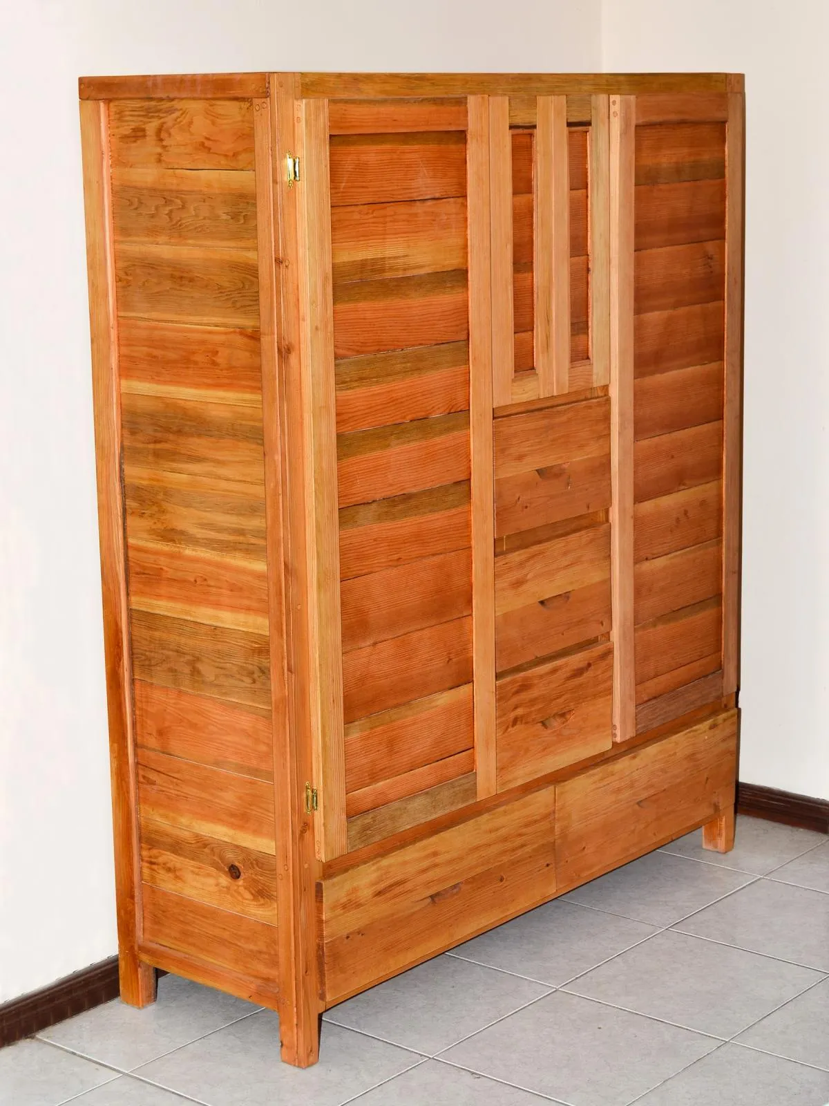 Jessie's Dressers