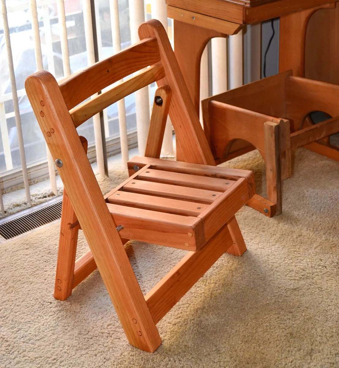 Kid's Wooden Folding Chair